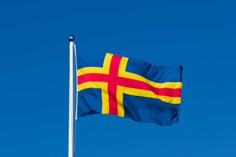 Ålands flagga